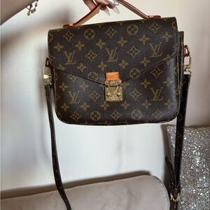 Monogram Canvas Pochette Métis - Brown